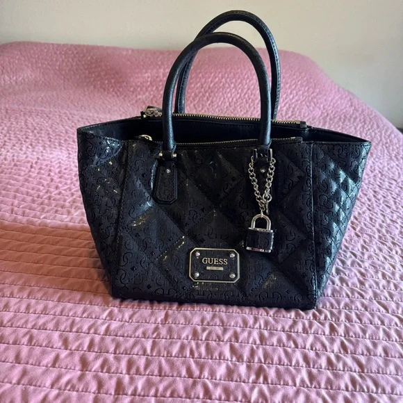 Guess Brand Purse - Picture 8 of 10